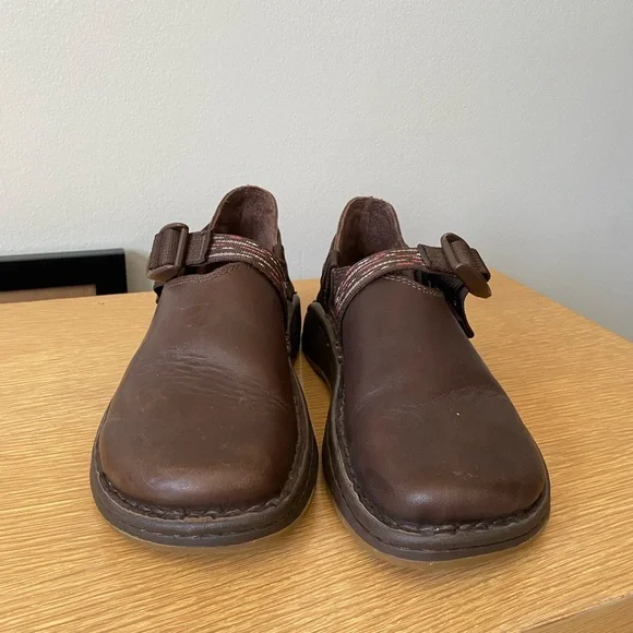Brown Leather Chaco PedShed Slides - Picture 9 of 9
